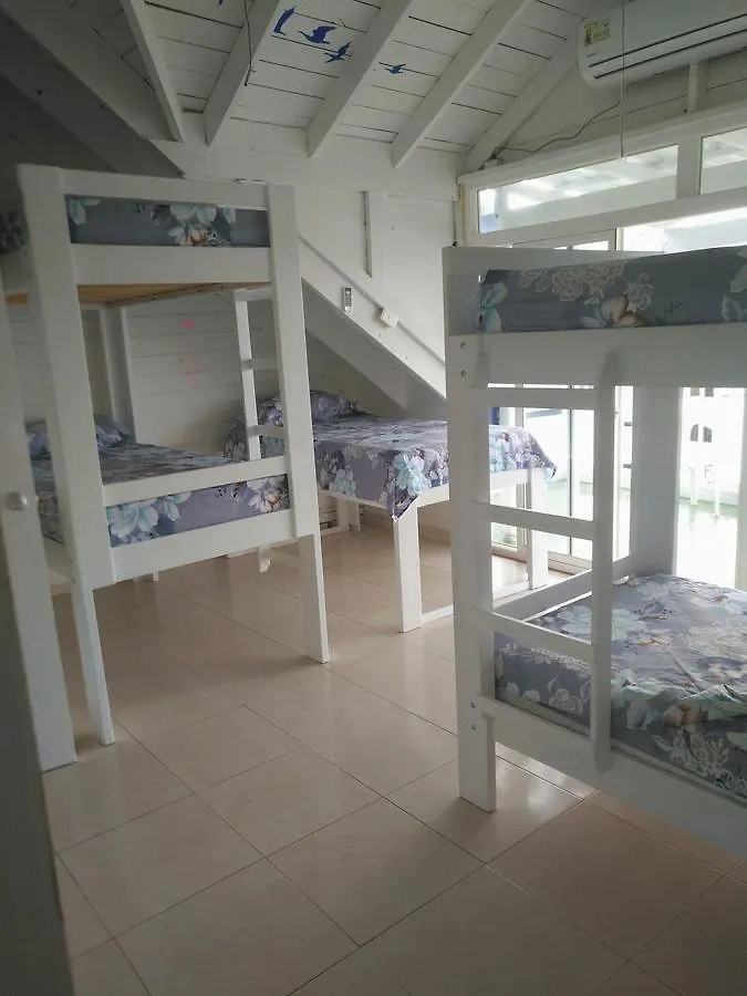 Edificio Santa Catalina Hostal 604 San Andres  0*, San Andres (San Andres and Providencia Islands)